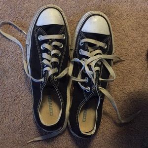 Black Converse Size 7.5